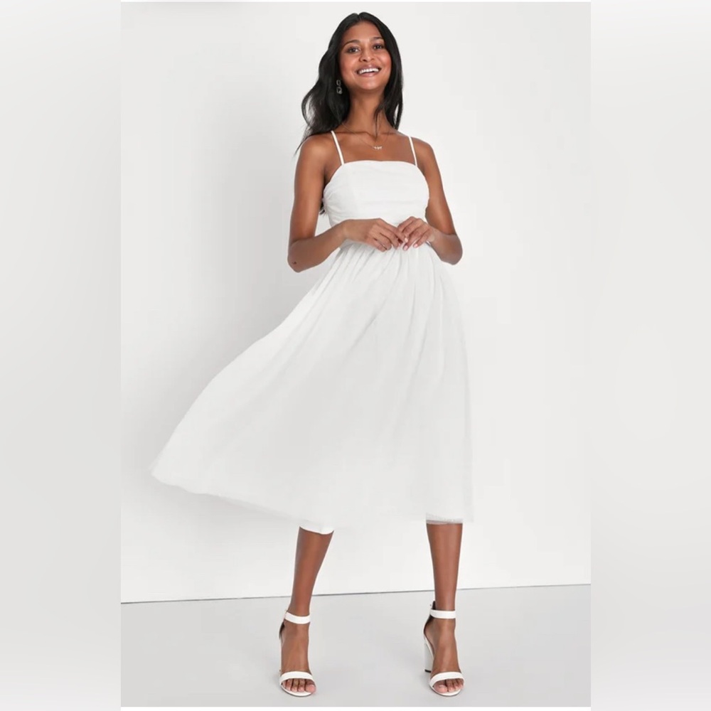 Lulu’s Darling Sweetheart White Swiss Dot Ruched Midi Dress, Size Large